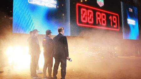 Medland: ‘Red Bull called F1 boss to the stage… but he wasn’t coming’