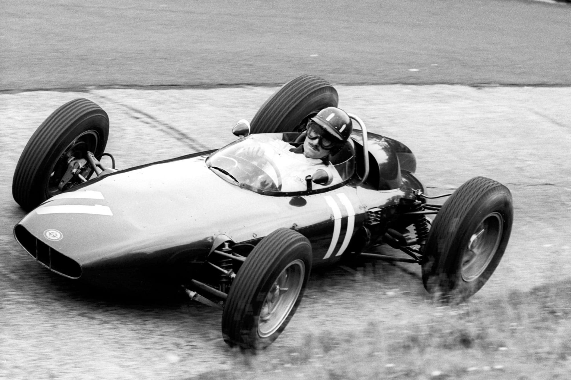 1962 German Grand Prix race report: Hill the rain meister at the