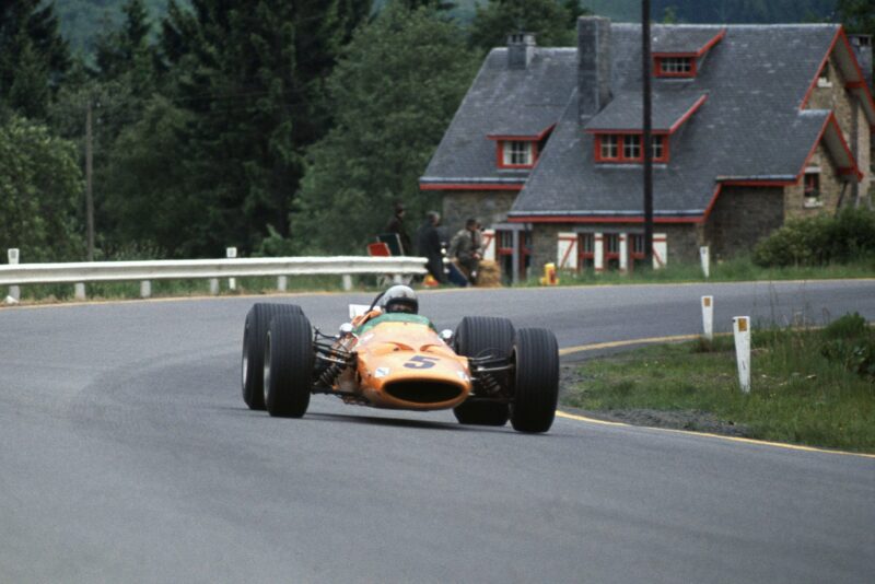 1968年ベルギーグランプリF1 1968 F1 Belgian Grand Prix report: McLaren's first victory July