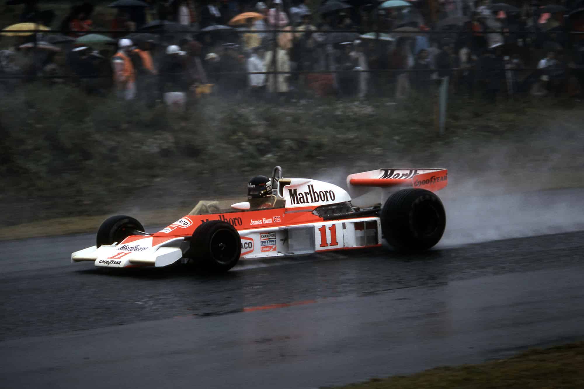 1976 Japanese Grand Prix race report: Hunt brings it home December 