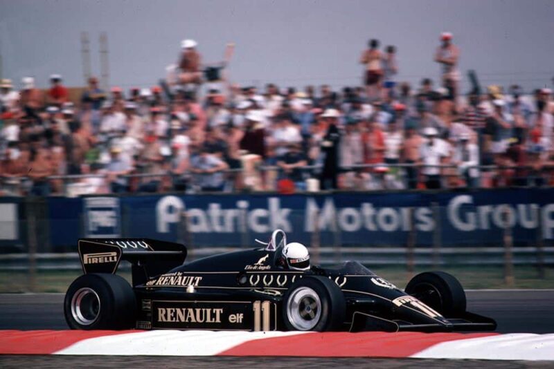 Elio de Angelis in a Lotus 93T Renault.