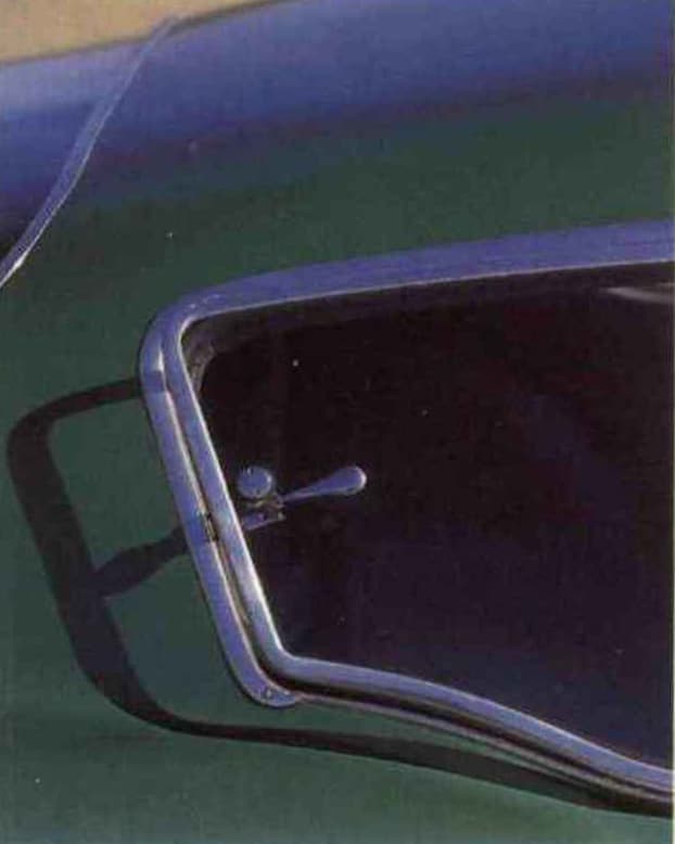 Aston Martin DB4 GT rear flank