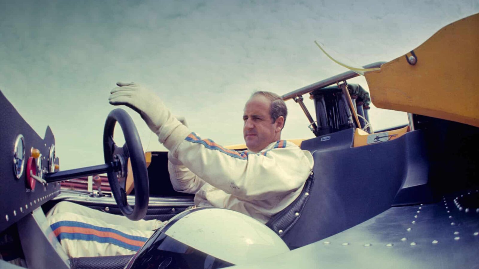 LEXINGTON, OH - AUGUST 23: Denny Hulme in his McClaren M8D Chevrolet that he will drive to victory in the Buckeye Cup Can-Am Mid Ohio race on August 23, 1970 at Lexington, Ohio. (Photo by Alvis Upitis/Getty Images)