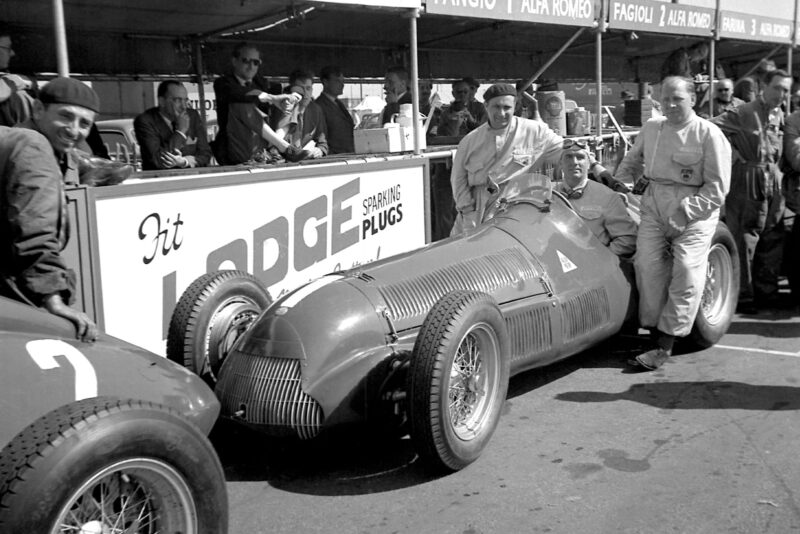 Juan Manuel Fangio Giuseppe Farina and Reg Parnell at the 1950 British Grand Prix at Silverstone