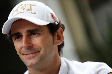 Pedro de la Rosa signs as Ferrari test driver