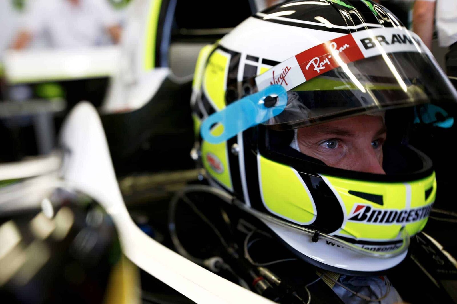 button_cockpit_2009_japanese_gp