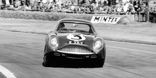 aston_martin_db4gt_zagato_for_auction-low.jpg