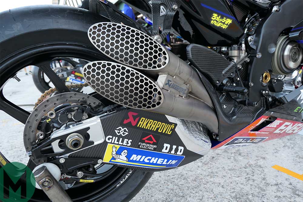 Yamaha exhaust