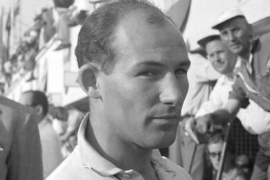 Ciao Stirling – the inside story of a motor racing legend
