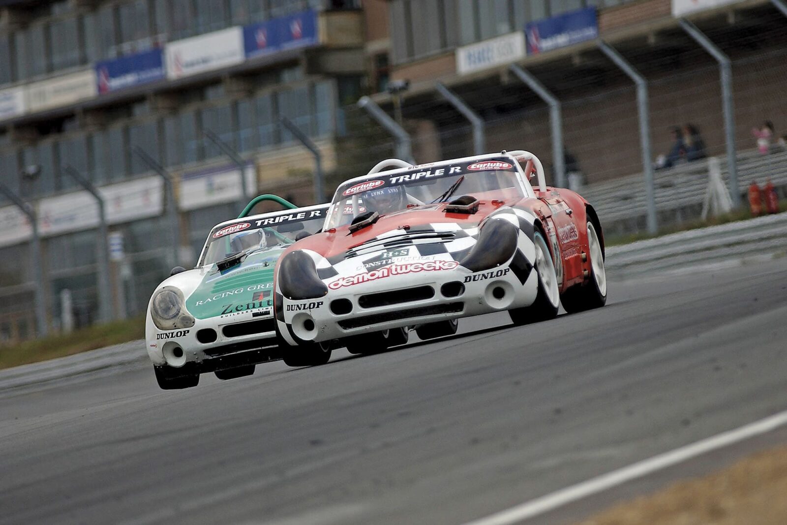 TVR Tuscans battle at Brands Hatch