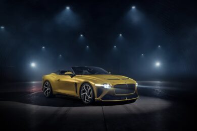 Bentley Mulliner Bacalar revealed as roofless two-seater