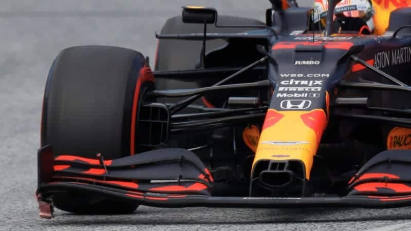 Max Verstappen with a damaged front wing during the 2020 F1 Styrian Grand Prix
