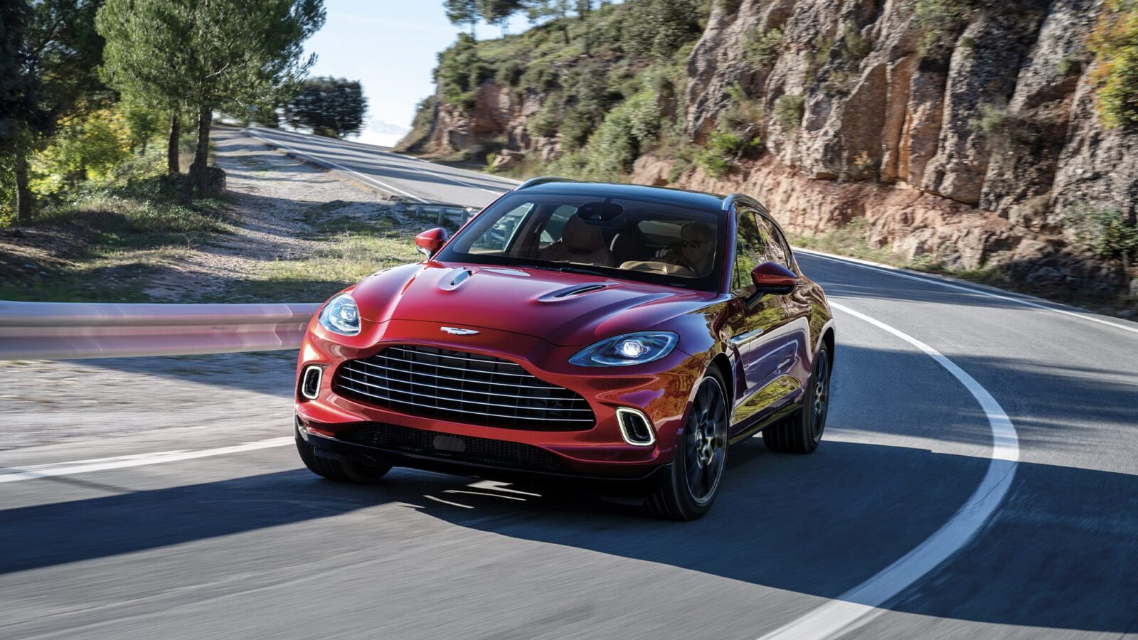 2020 Aston Martin DBX