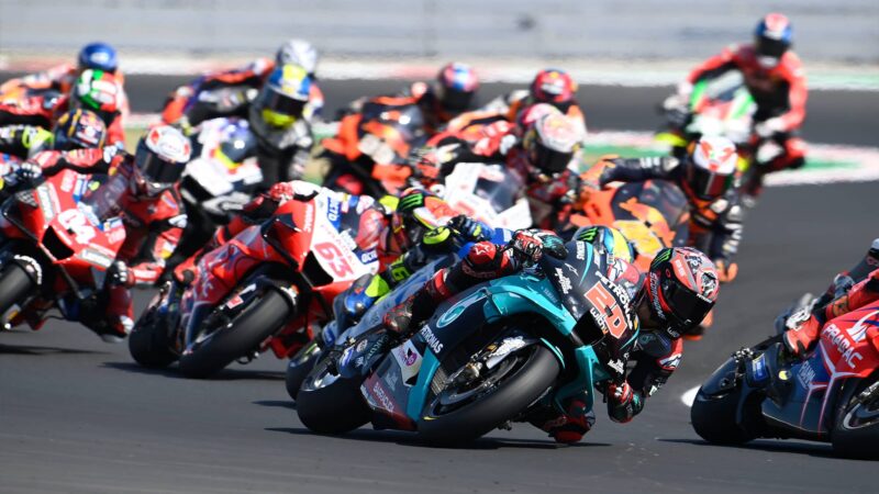 Fabio Quartararo fighting during the 2020 MotoGP San Marino Grand Prix at Misano