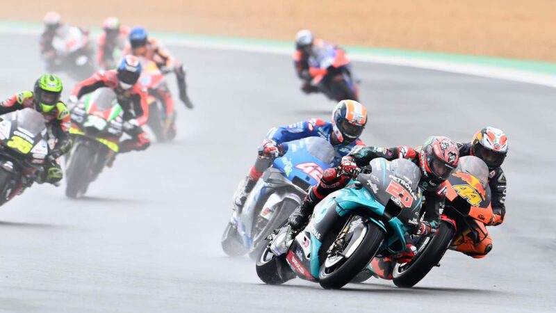 Fabio Quartararo in the pack during the 2020 MotoGP French Grand Prix at Le Mans