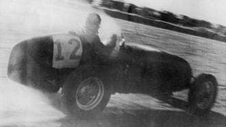 Grands prix on ice: when drivers headed north to race in the snow