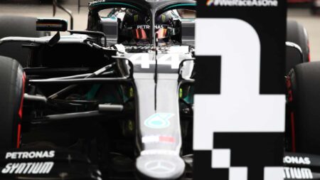 Why did Lewis Hamilton sign Mercedes contract for just one year?