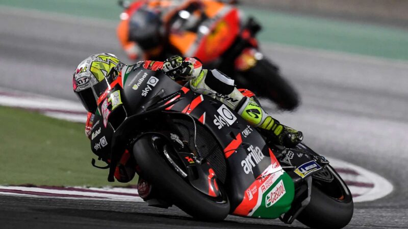 Aleix Espargaro leads brother Pol