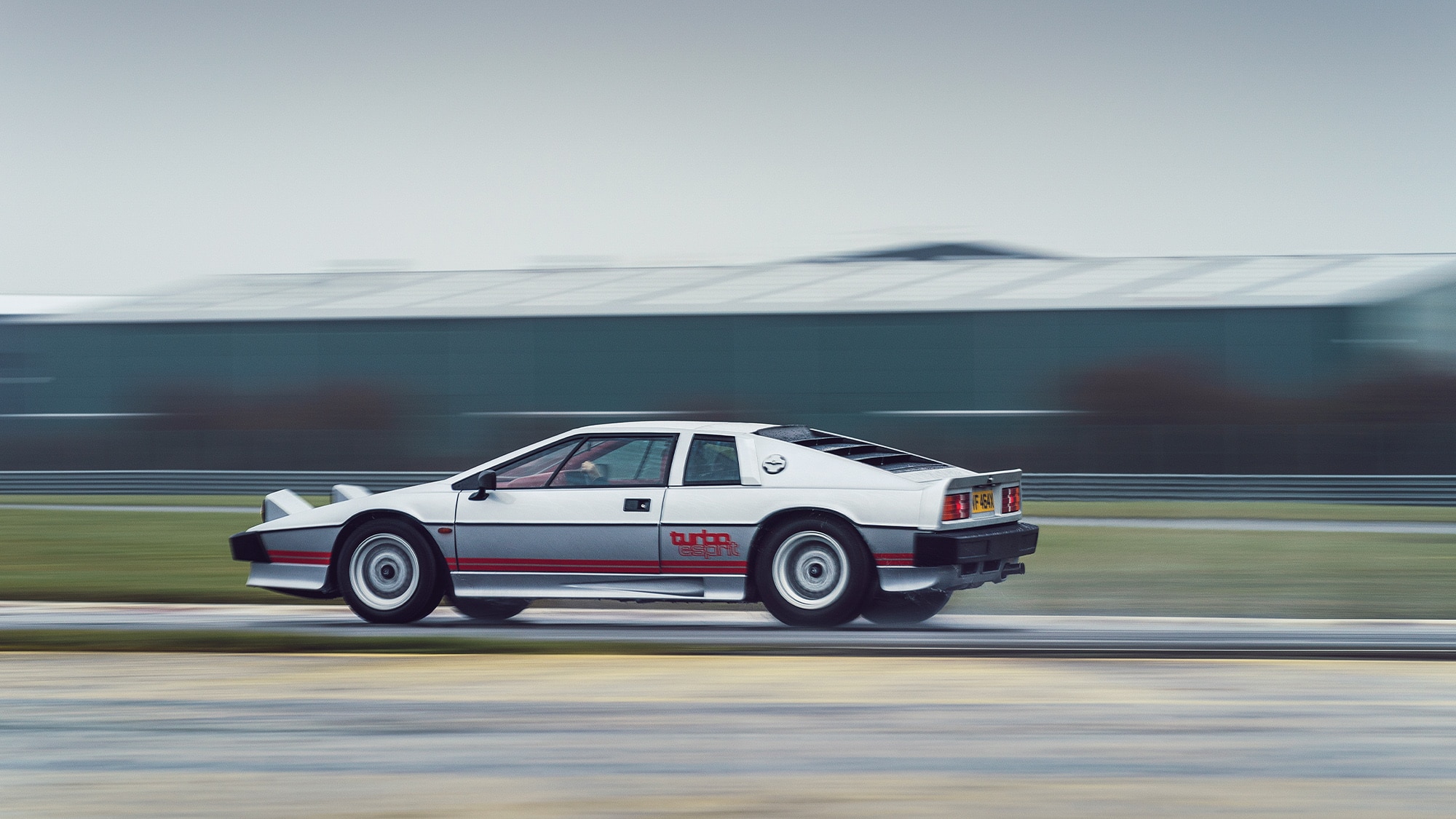 Lotus Esprit of Colin Chapman on track