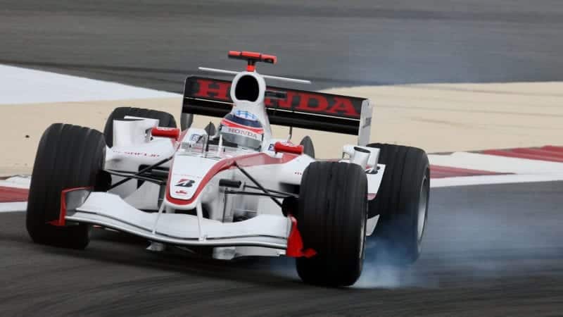 AUTO - F1 2006 - BAHRAIN GP - SAKHIR 12/03/2006 - PHOTO: FRANCOIS FLAMAND / DPPI TAKUMA SATO (JPN) / SUPER AGURI HONDA SA05 - ACTION BRAKE