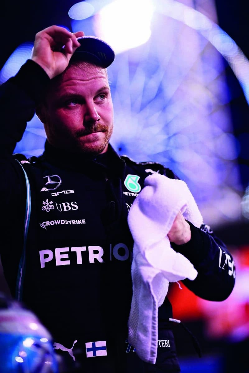 altteri-Bottas-after-the-2021-Bahrain-Grand-Prix