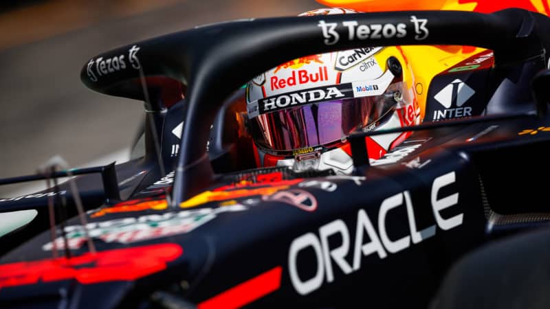 Verstappen takes pole position at final round of 2021 F1 World Championship