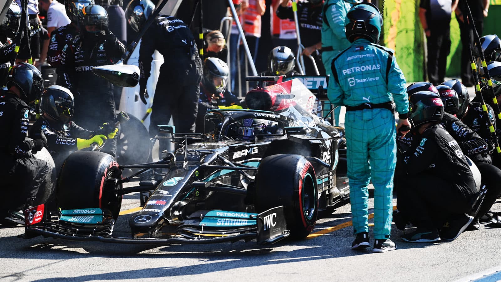 Lewis Hamilton leaves the pits at Zandvoort 2021