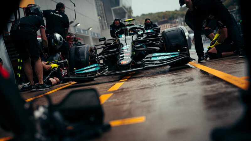 Mercedes pitstop practice in Sochi