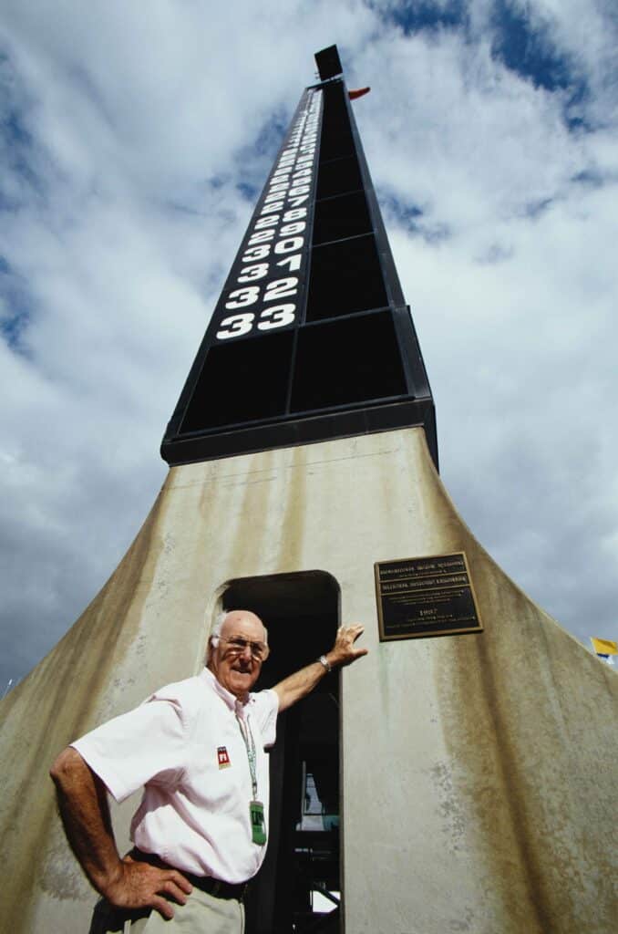 Murray-Walker-at-the-Indianapolis-Motor-Speedway-leaderboard