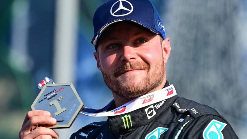 Valtteri Bottas with monza sprint qualifying first badge