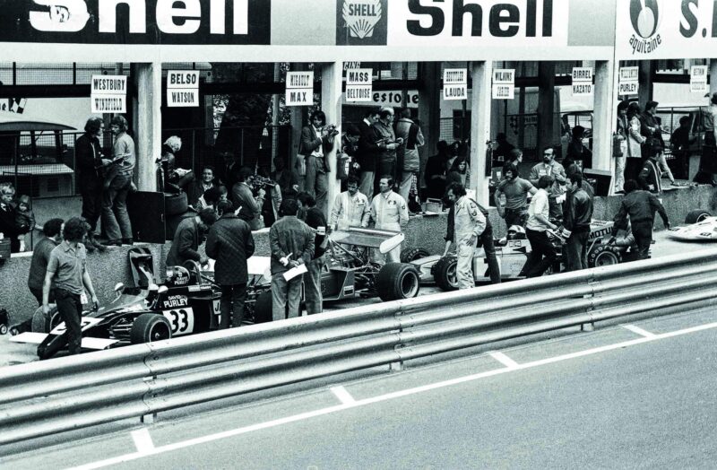 Pau pitlane in 1972