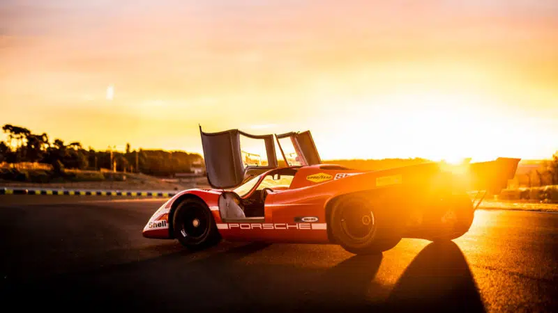 Porsche 917 in front of sunset
