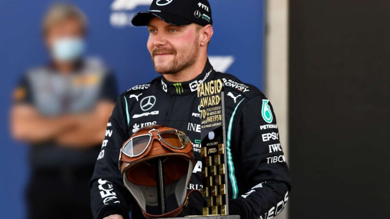Valtteri Bottas with Juan Manuel Fangio replica helmet