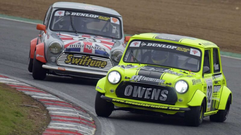 Minis at Brands Hatch 2021