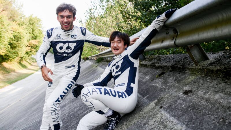 Pierre-Gasly-and-Yuki-Tsunoda-on-Monza-banking