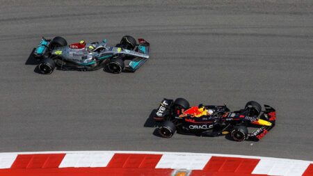 Verstappen at the limit to claim championship double after pitstop glitch in 2022 US GP