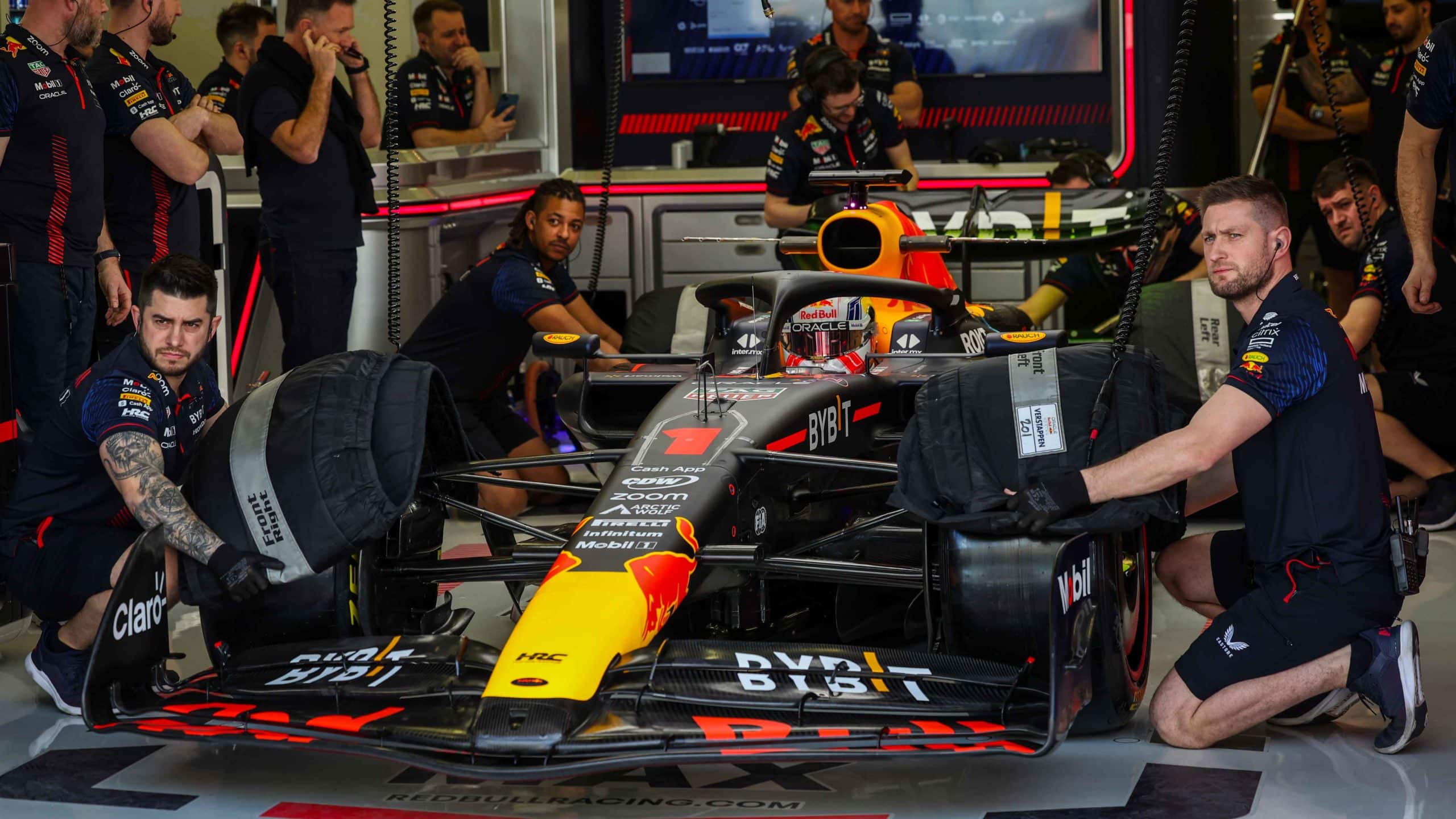 Red-Bull-RB19-in-garage-at-2023-F1-testing