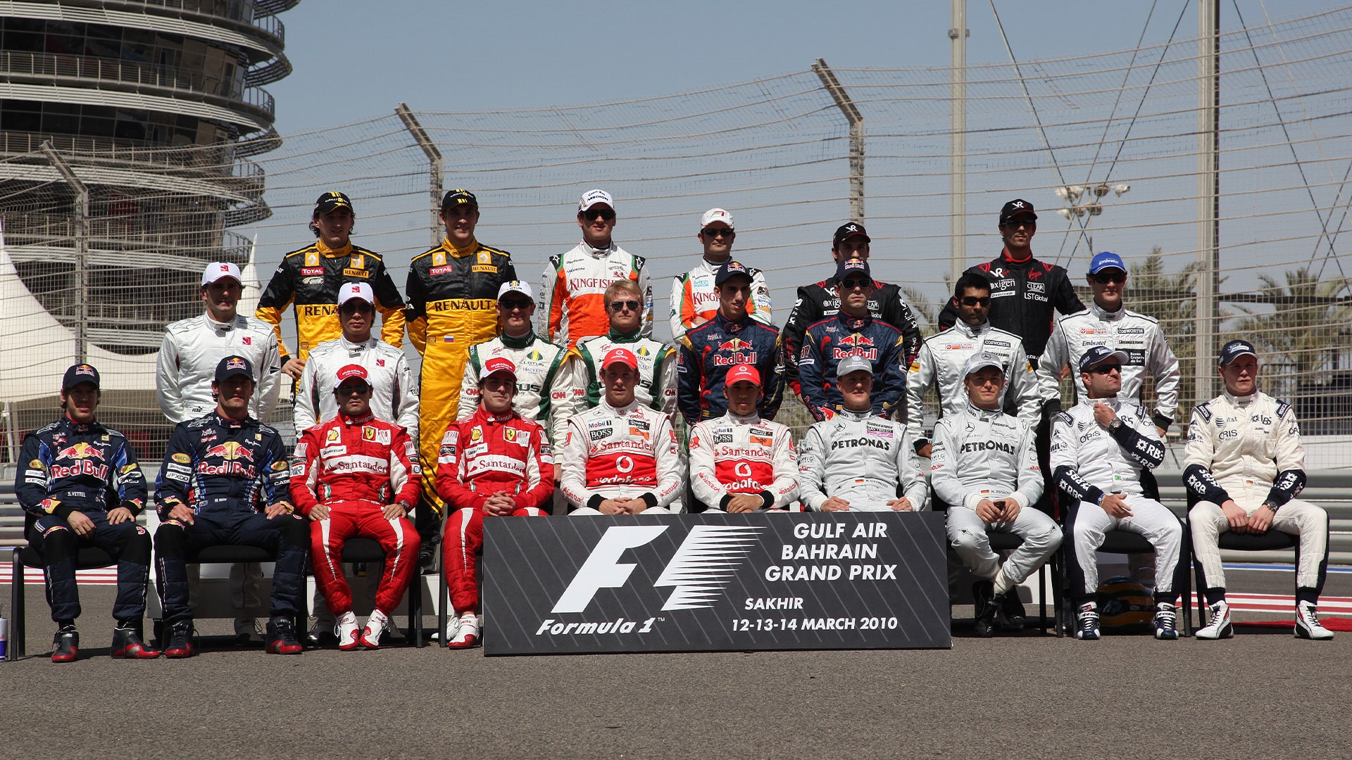 F1 Grand Prix 2010 全セット New drivers, teams and champions: When F1 seasons were a step into