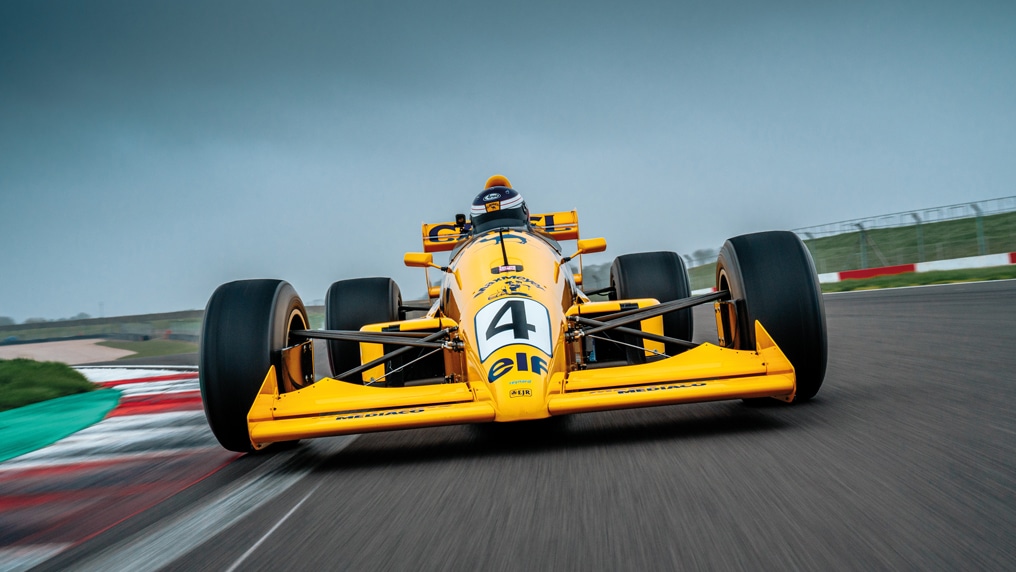 真作　スペイン プエンテ ラ レイナ 風景画 F12号　作サンティアゴ ディアス The best of times': Adrian Reynard relives F3000 era in Alesi's