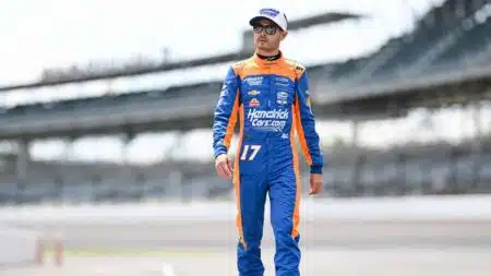 Larson’s ‘Double’ bid in jeopardy from Trump, rain and red flags