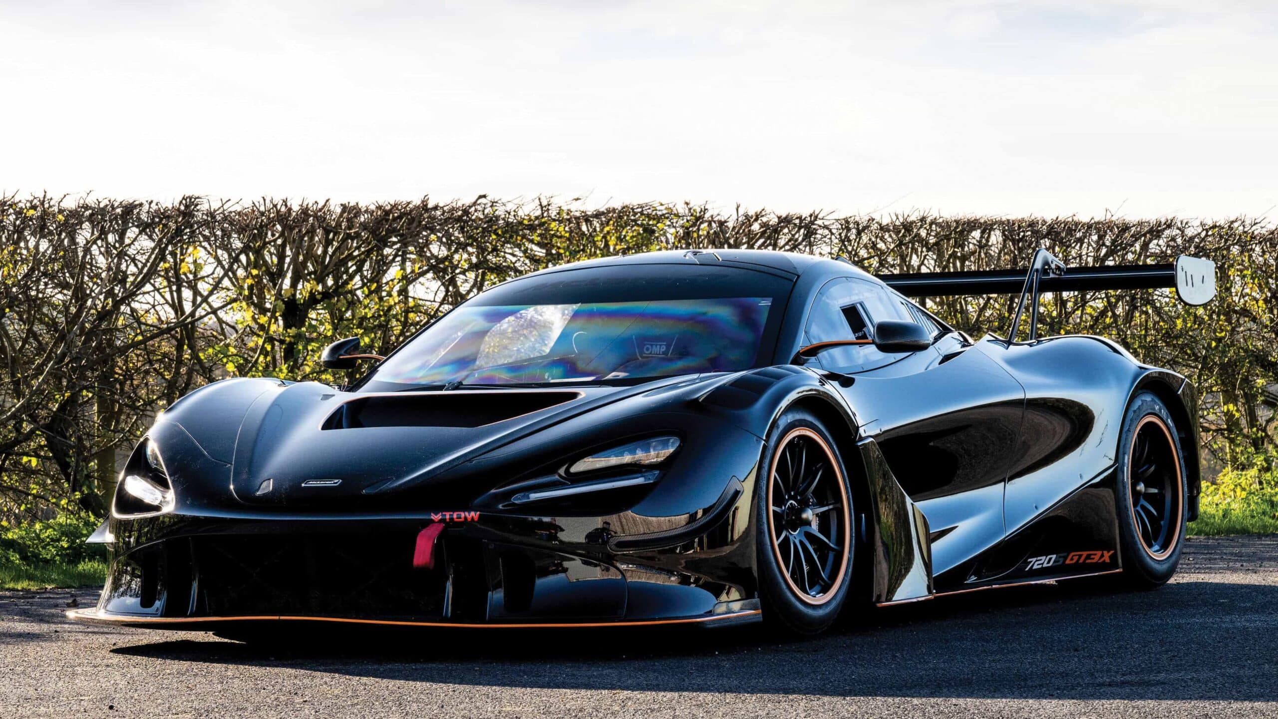 Ultimate' x-rated McLaren sells for £350k lass than original price