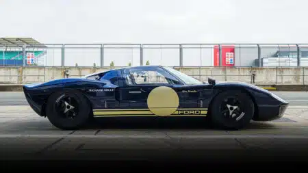 Video: Brundle hones GT40 at Silverstone with help from Jackie Oliver