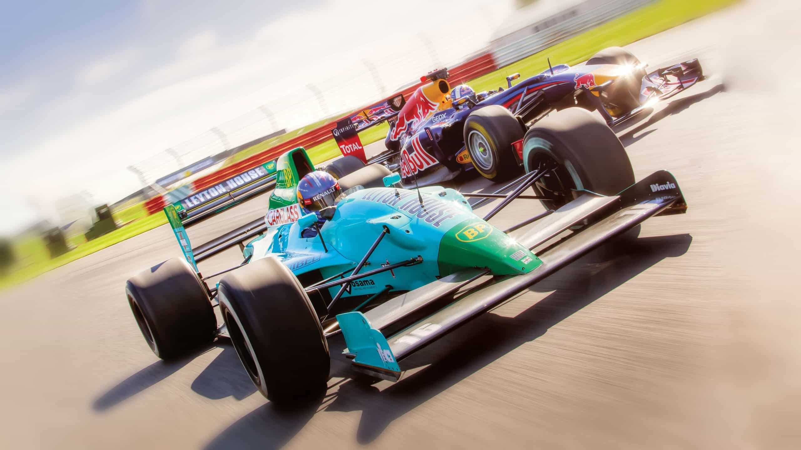 Adrian Newey Drives Leyton House and Red Bull RB6 F1 Cars - Motor 