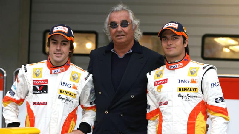 Flavio Briatore Fernando ALonso Nelson Piquet Jr Renault 2009