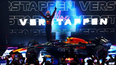 Verstappen wins Qatar GP to set up three-way title fight in F1 finale