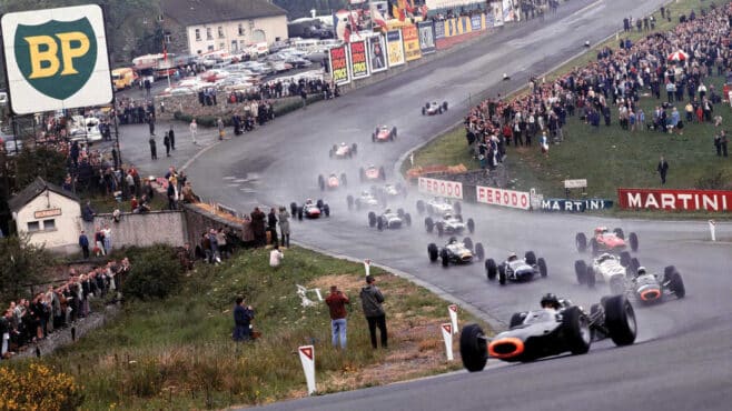 Eau Rouge: The corner that could not be built today