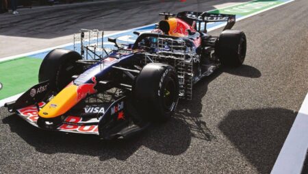 Red Bull emerges strong as Verstappen slams F1’s 2026 “anti-racing” era