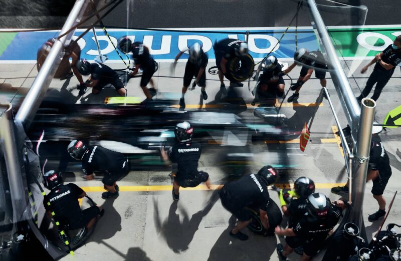 2020 Mercedes F1 pitstop