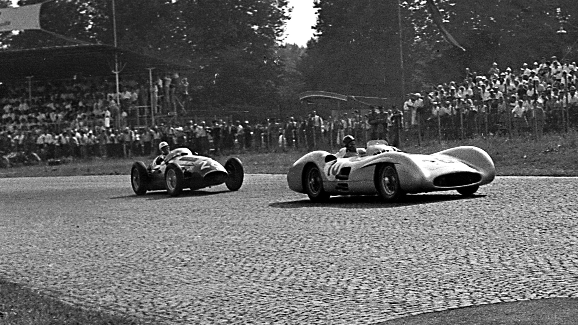 1954-Italian-Grand-Prix-Fangio-Moss.jpg